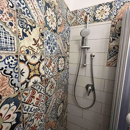 Apartment Trilocale A Pochi Passi Dalla Con Terrazza