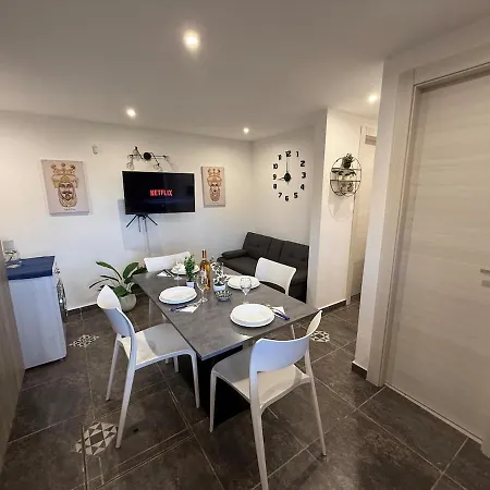 Mare A 150 Mt Trilocale Con Vista E Terrazza Apartament *